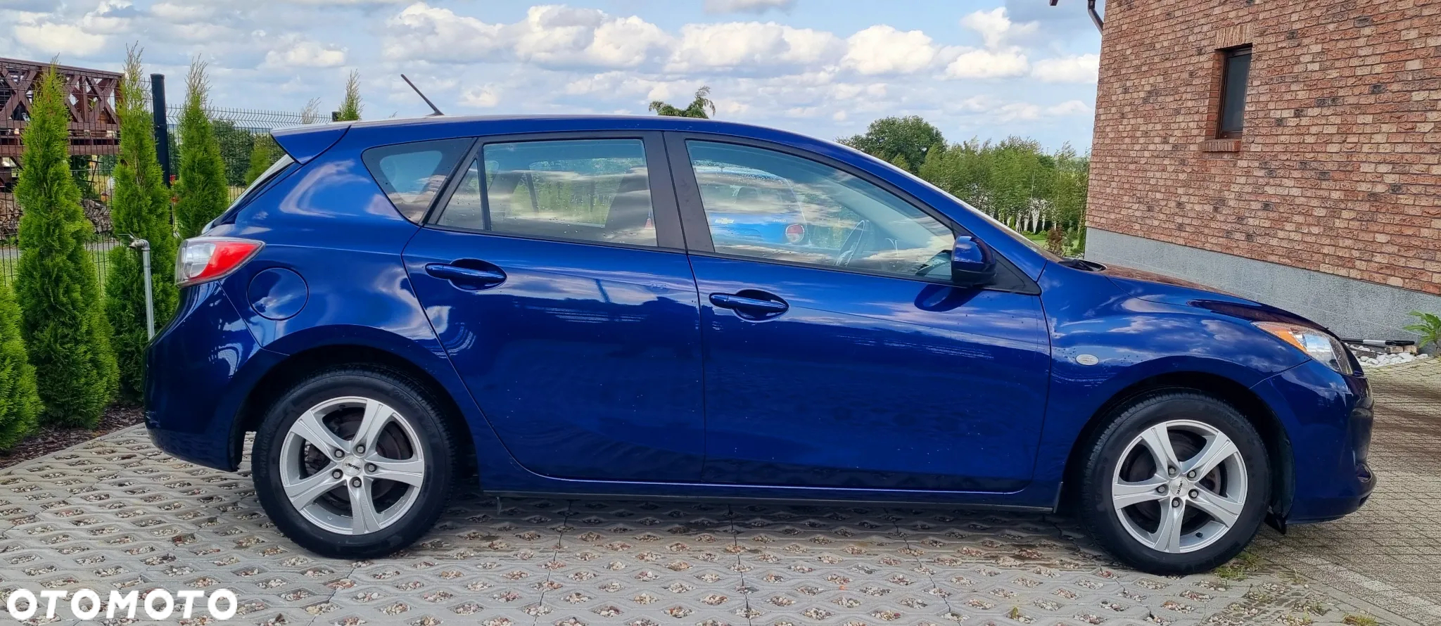 Mazda 3 1.6 Exclusive + - 4