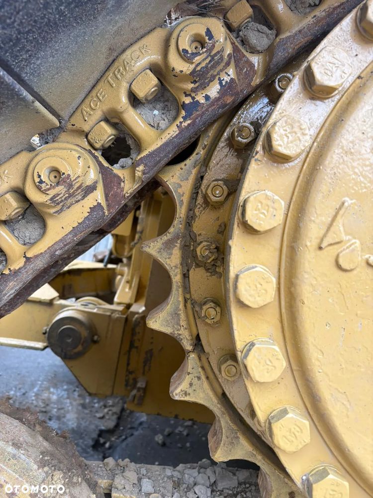 Caterpillar D6N LGP - 4