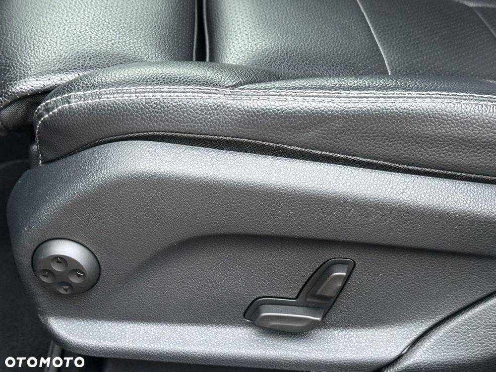 Mercedes-Benz GLC 300 de 4Matic 9G-TRONIC - 18