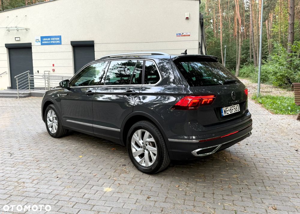 Volkswagen Tiguan 2.0 TDI SCR 4Mot Elegance DSG - 9