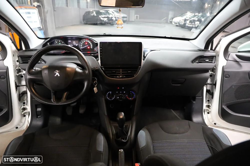 Peugeot 208 1.6 BlueHDi Style - 6