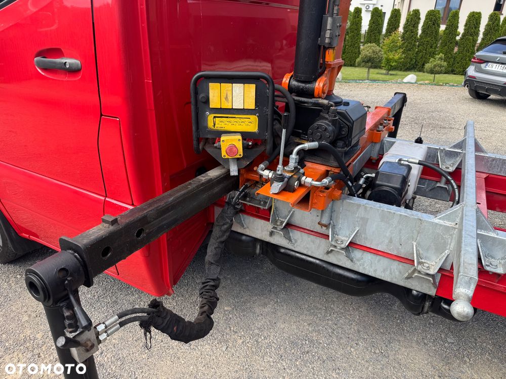 Mercedes-Benz SPRINTER 519 V6 3.0 - 8