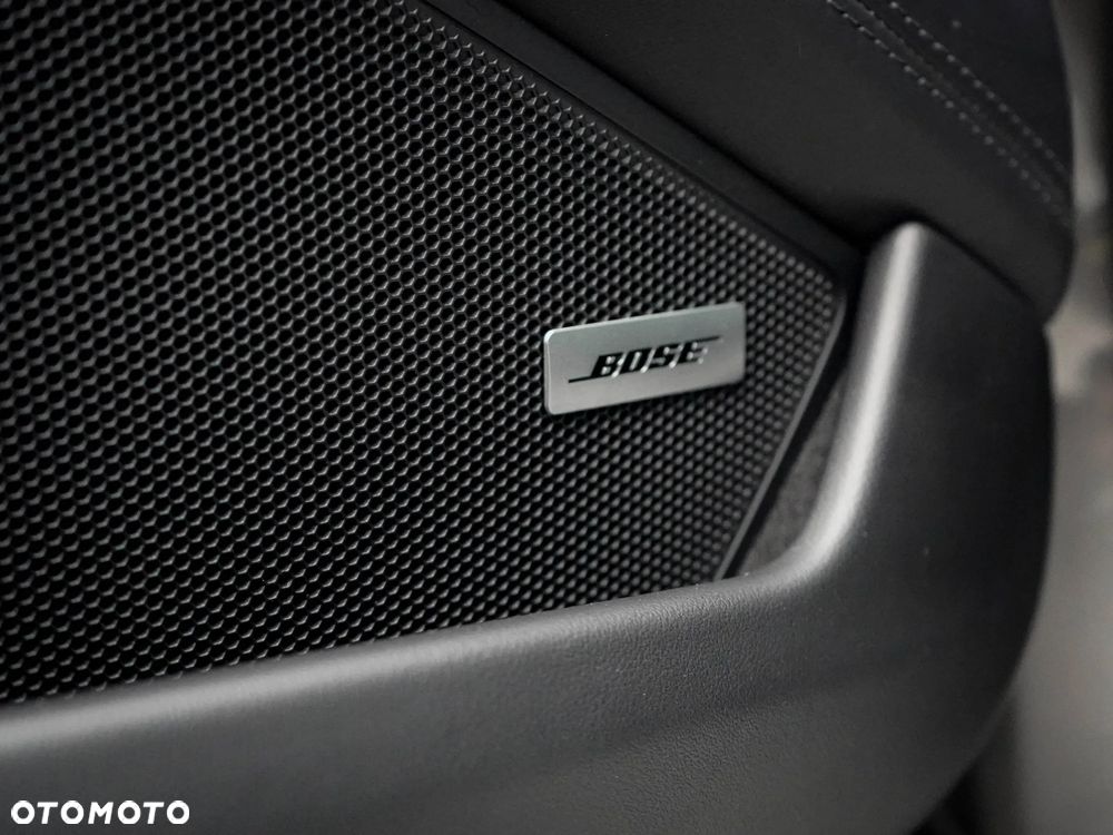 Porsche 911 Carrera 4S - 32