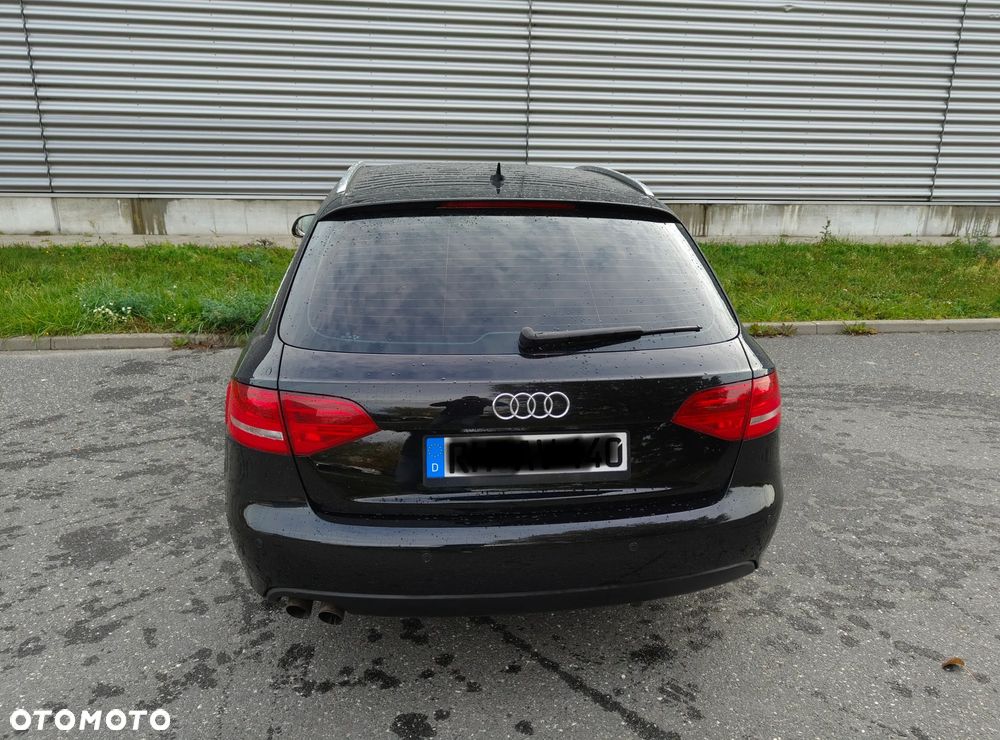 Audi A4 Avant - 16