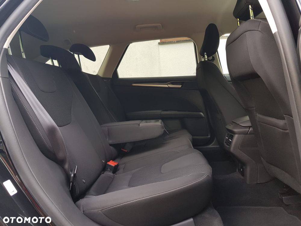 Ford Mondeo 2.0 EcoBlue Business Edition - 26