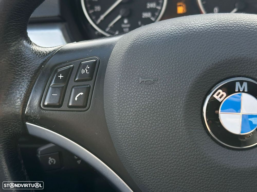 BMW 320 d Navigation - 16