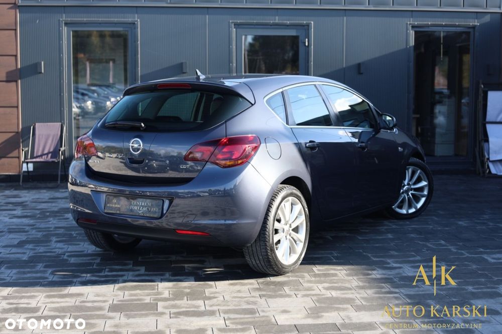 Opel Astra - 4