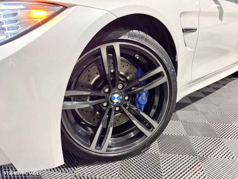 BMW M4 Auto - 14