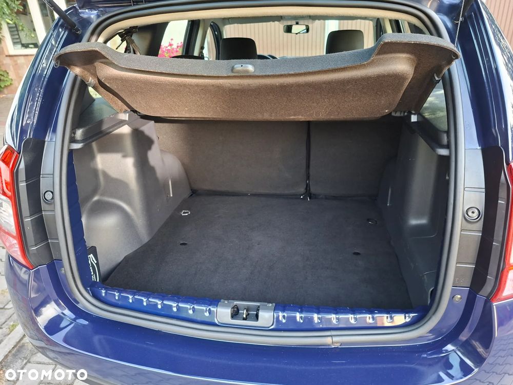 Dacia Duster dCi 110 FAP 4x2 Celebration - 17