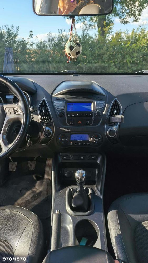 Hyundai ix35 1.6 2WD Fifa World Cup Edition - 11