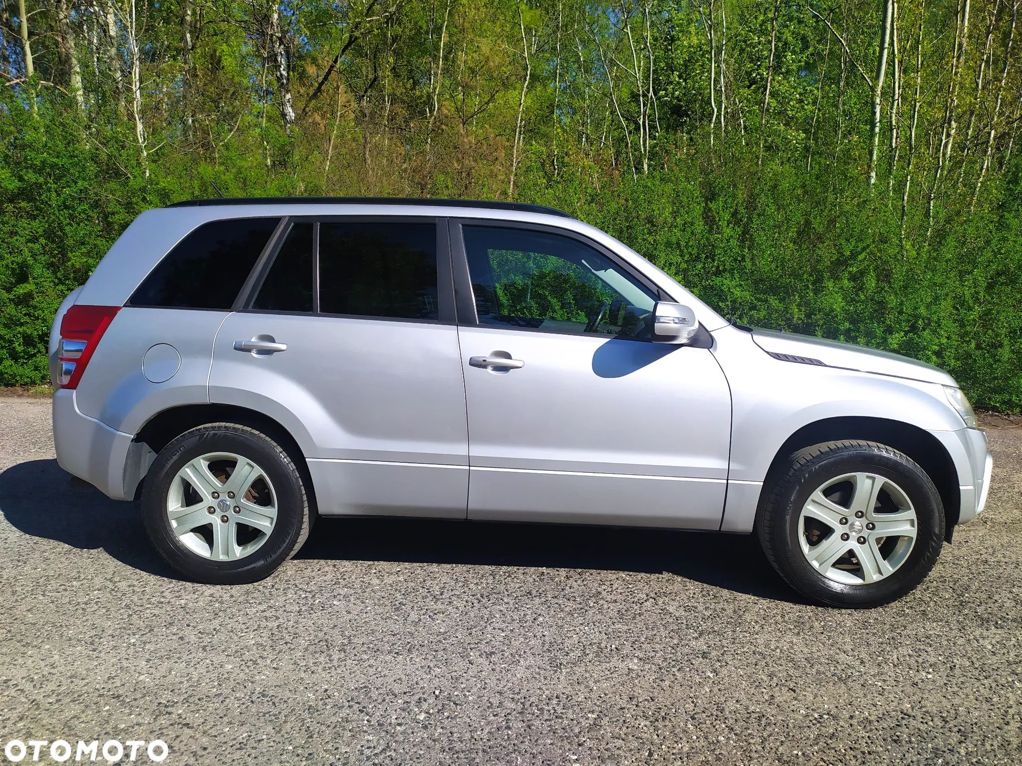 Suzuki Grand Vitara 2.4 Premium EU5 - 1