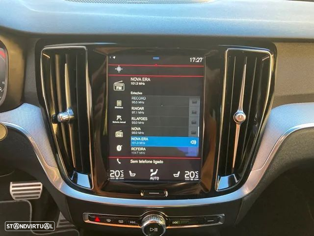 Volvo V60 2.0 T6 AWD TE Plus Dark - 22
