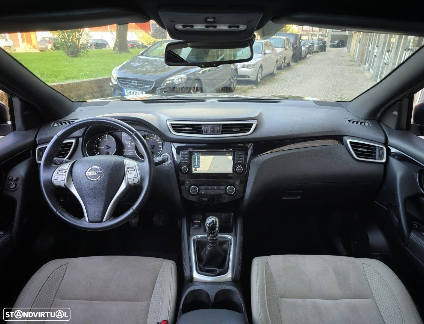 Nissan Qashqai 1.6 dCi Tekna Premium 17 360 S&S - 23