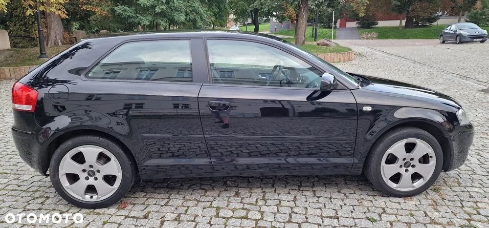 Audi A3 3-drzwiowe 1.6 Ambiente - 21