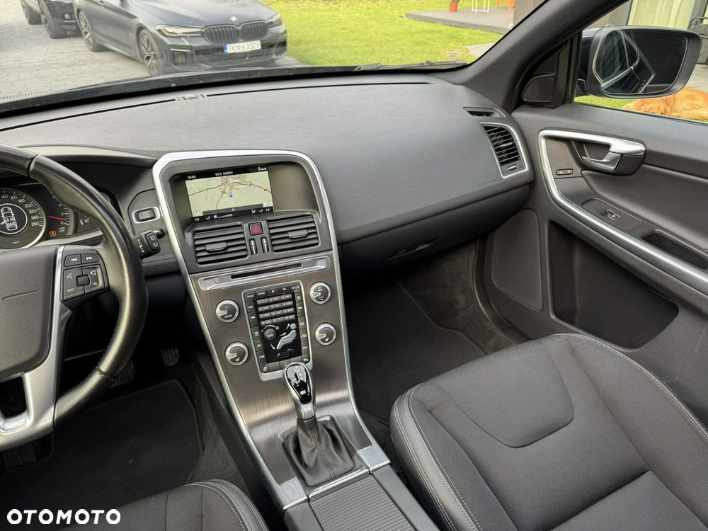 Volvo XC 60 D4 AWD Geartronic Momentum - 20