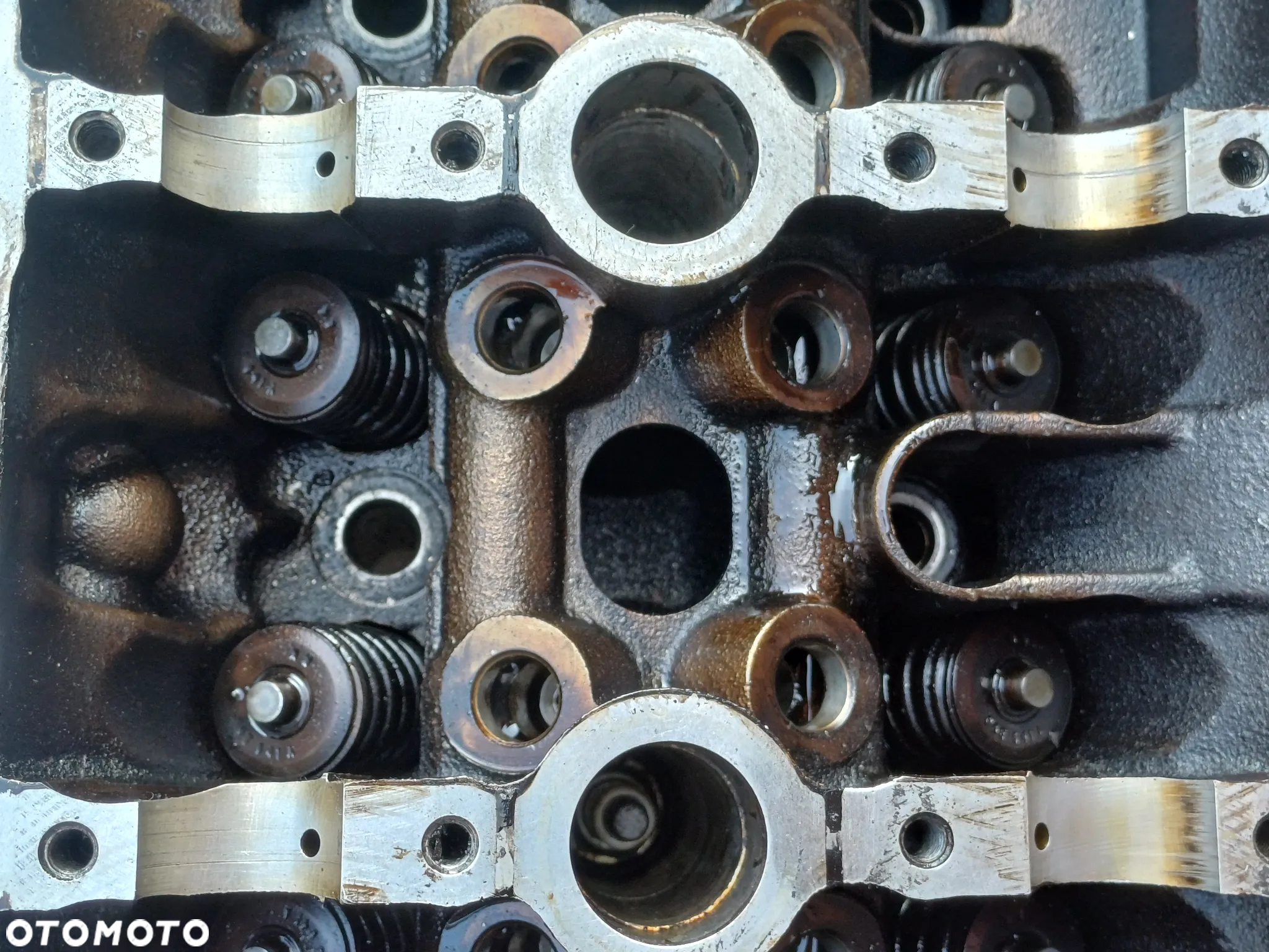 Głowica 06F103373 2.0 TFSI AXX wałki - 10