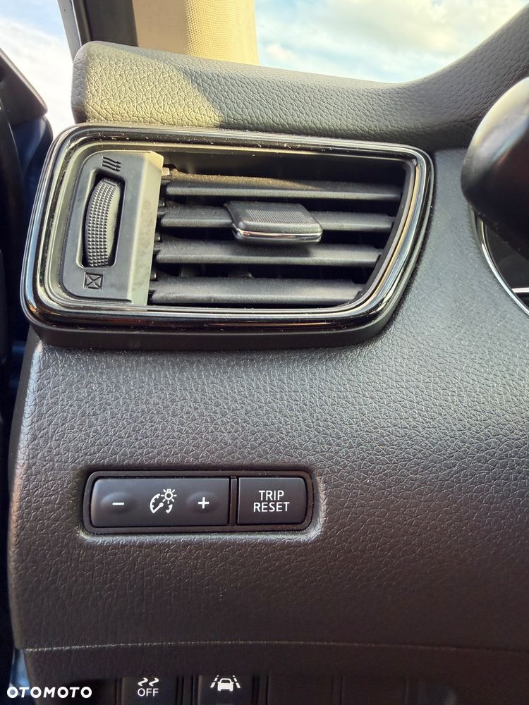 Nissan X-Trail 1.3 DIG-T N-Connecta - 32
