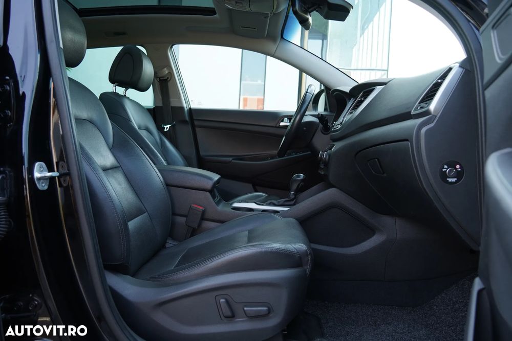 Hyundai Tucson 2.0 CRDI 4WD 6AT Luxury+ - 16