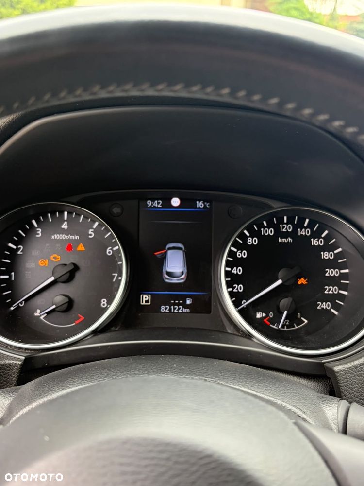 Nissan Qashqai 1.3 DIG-T N-Connecta DCT - 17