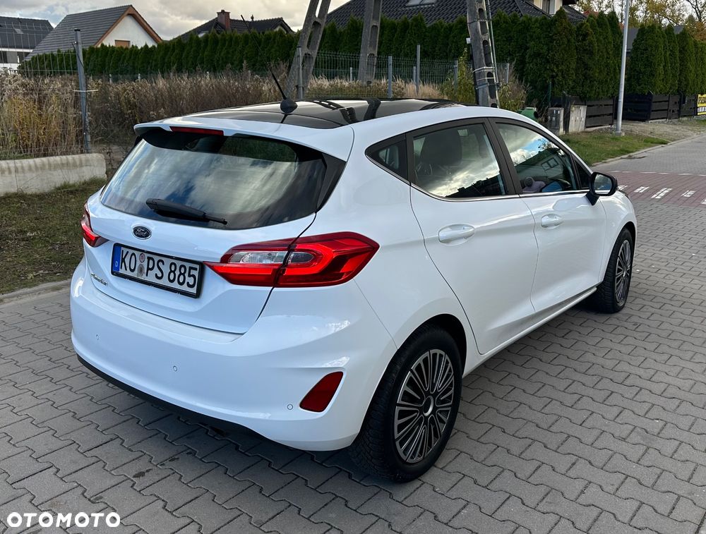 Ford Fiesta 1.5 TDCi TITANIUM - 8