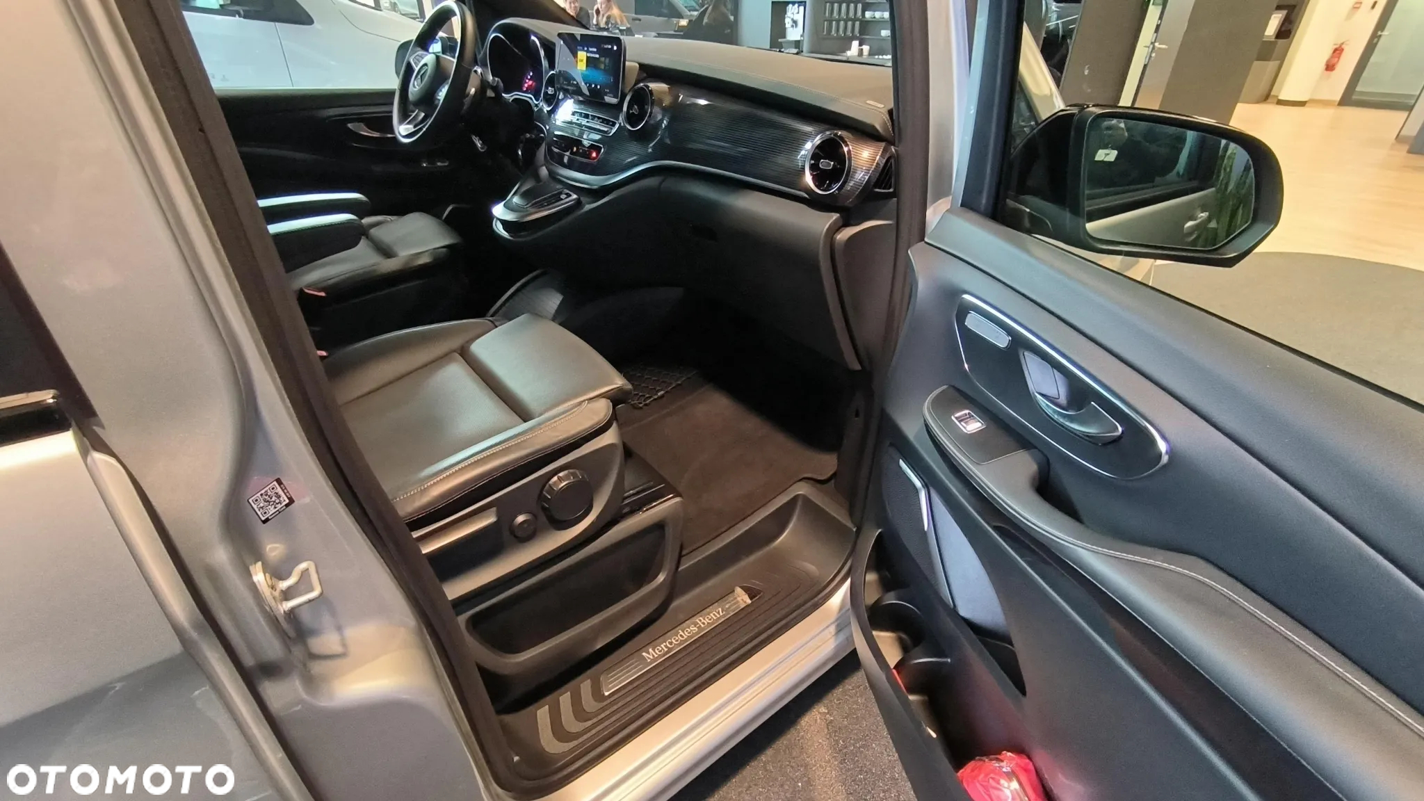 Mercedes-Benz Klasa V 300 d Avantgarde 9G-Tronic (d³ugi) - 12