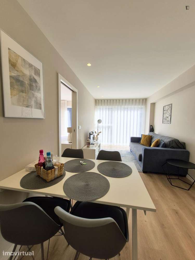 Apartamento com 1 quartos - localizado em Santo Ildefonso Porto - Grande imagem: 4/11