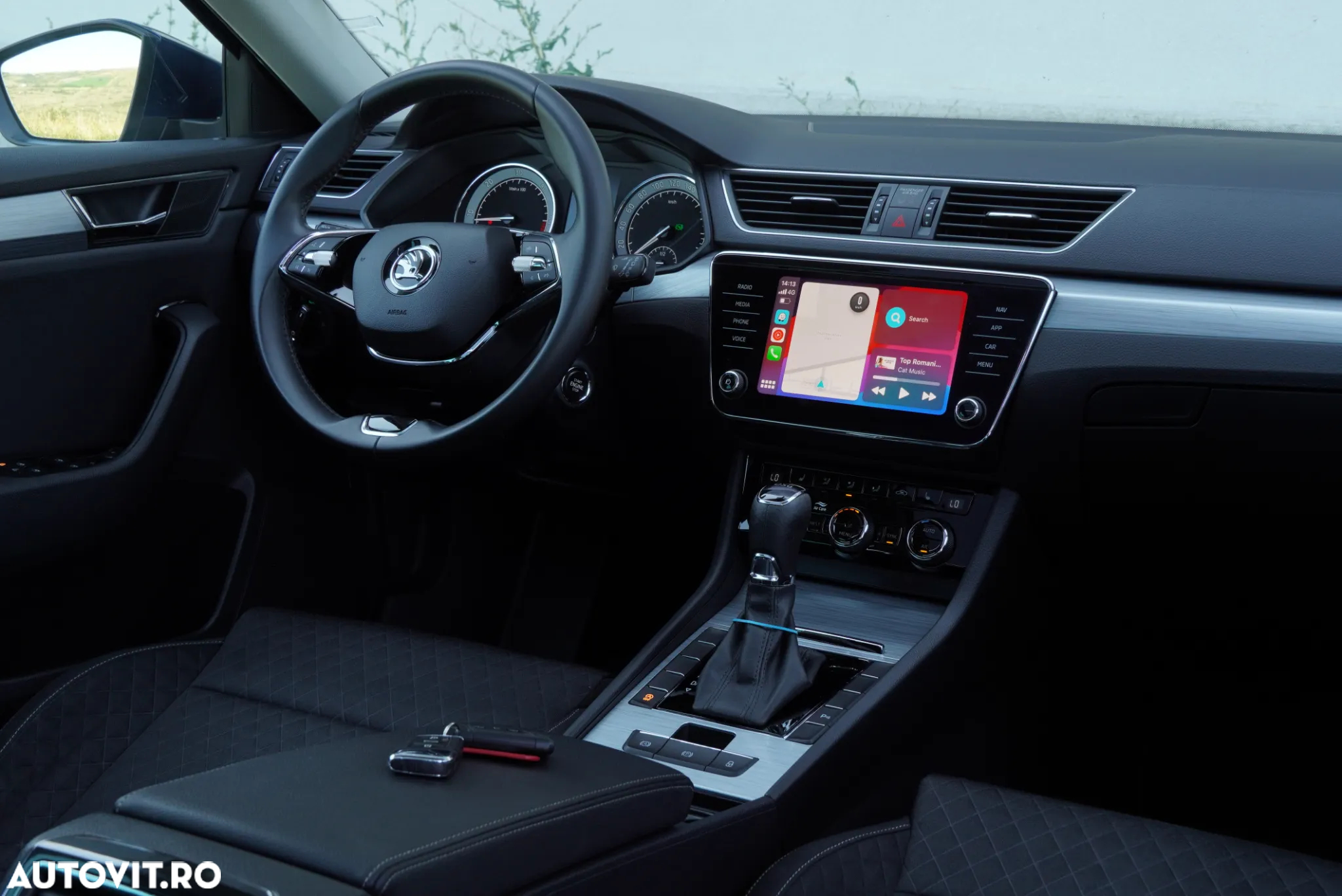 Skoda Superb Combi 2.0 TDI DSG Style - 10