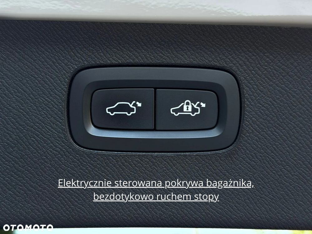 Volvo XC 90 T8 AWD Recharge Geartronic Inscription Expression - 12