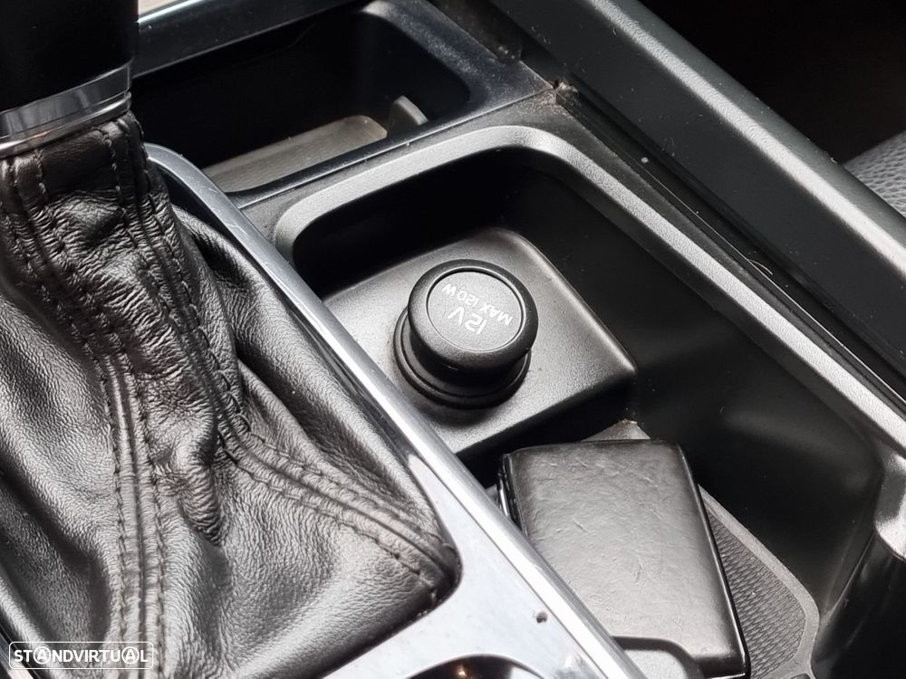 Volvo XC 60 2.0 D4 Inscription Geartronic - 22