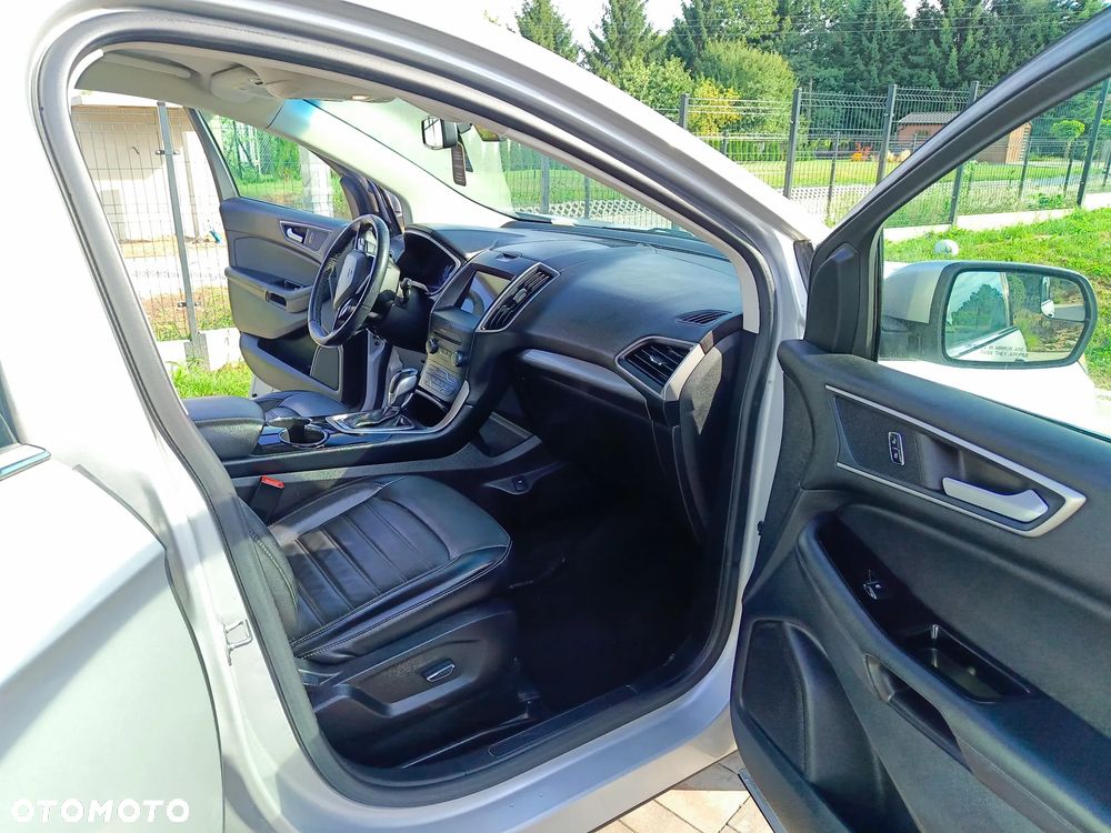 Ford Edge - 8