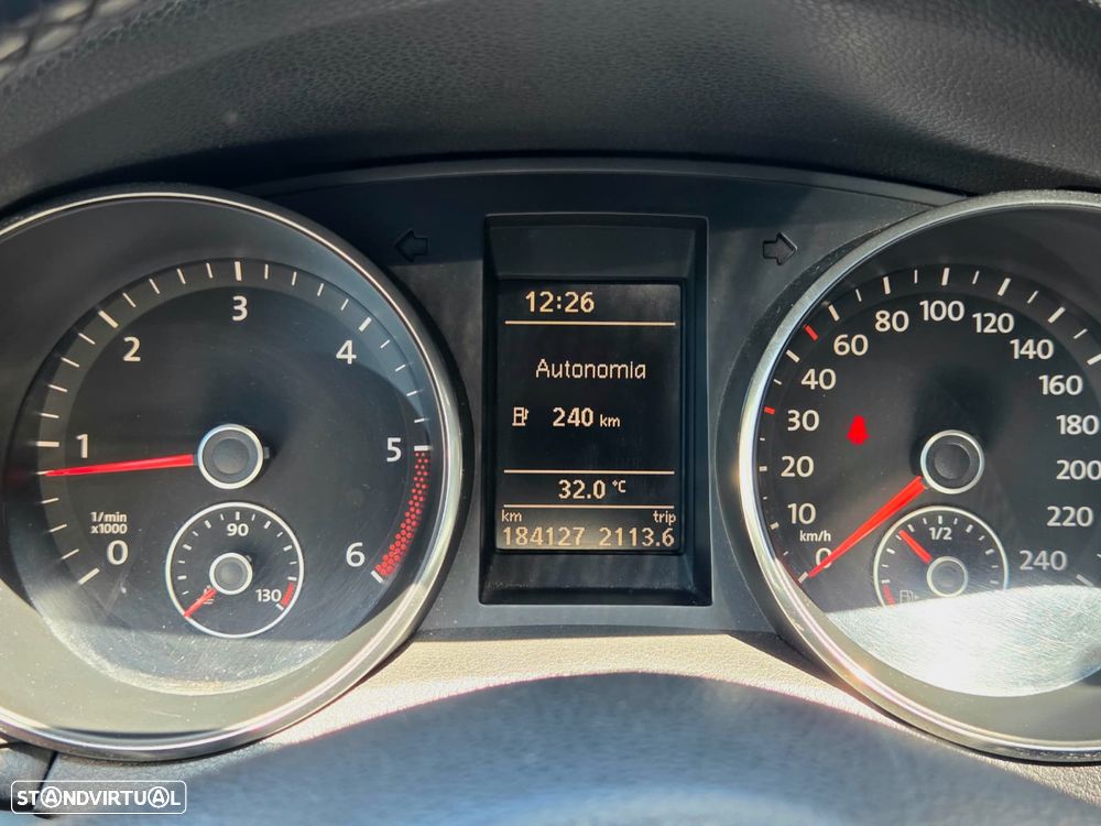 VW Golf 2.0 TDi Confortline - 7