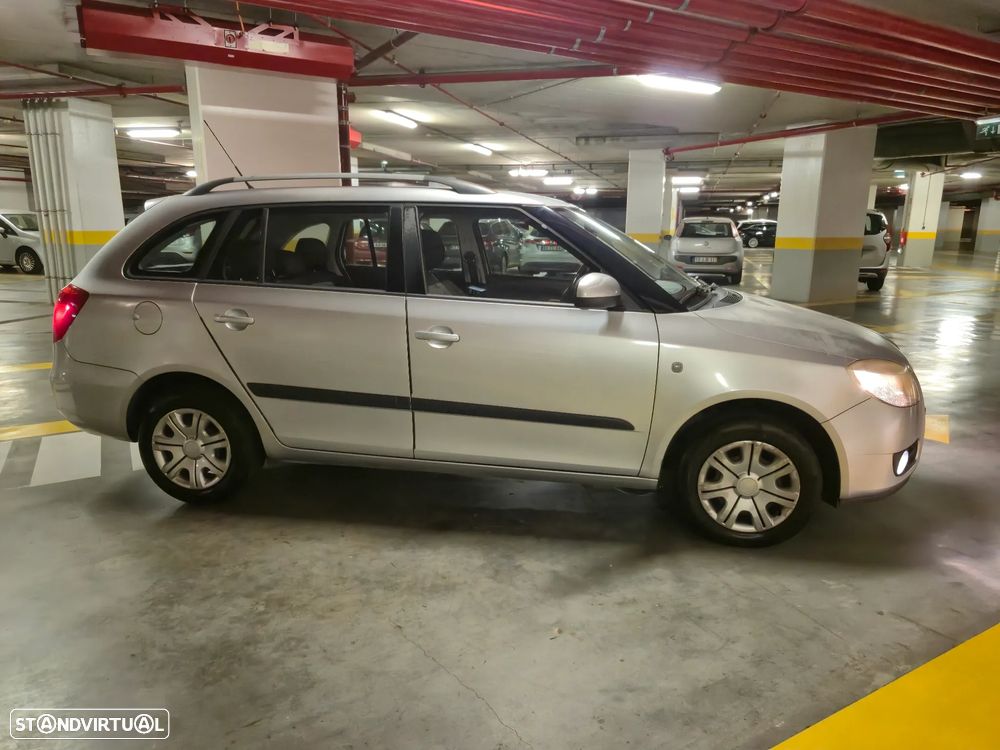 Skoda Fabia Break 1.2 Ambiente - 3