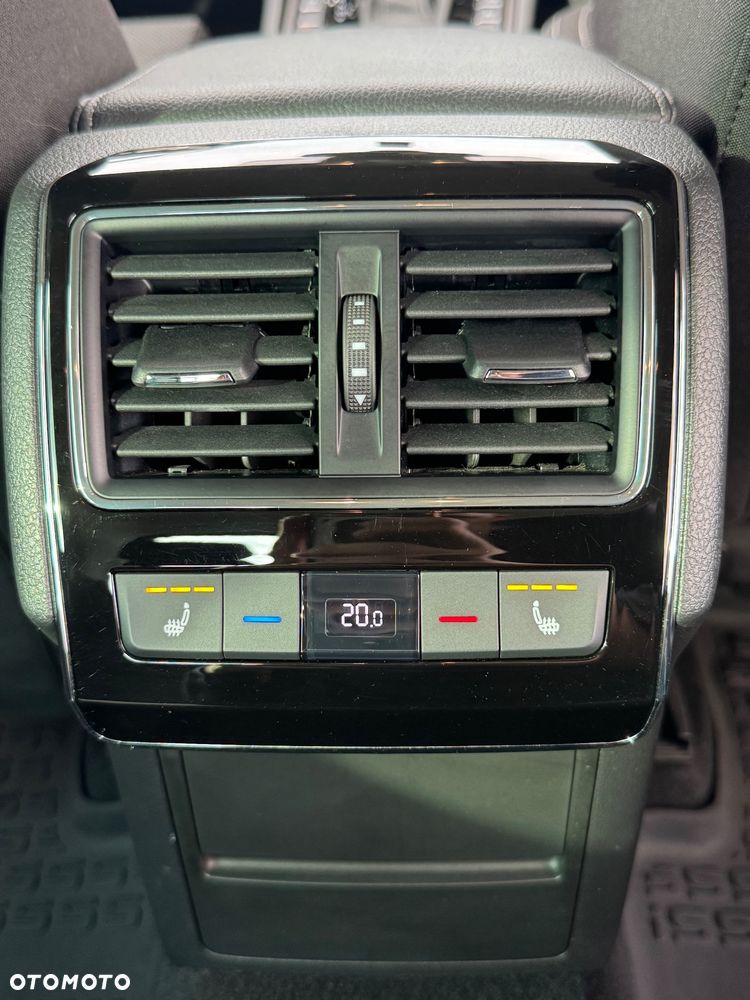 Skoda Superb 2.0 TSI Style DSG - 22