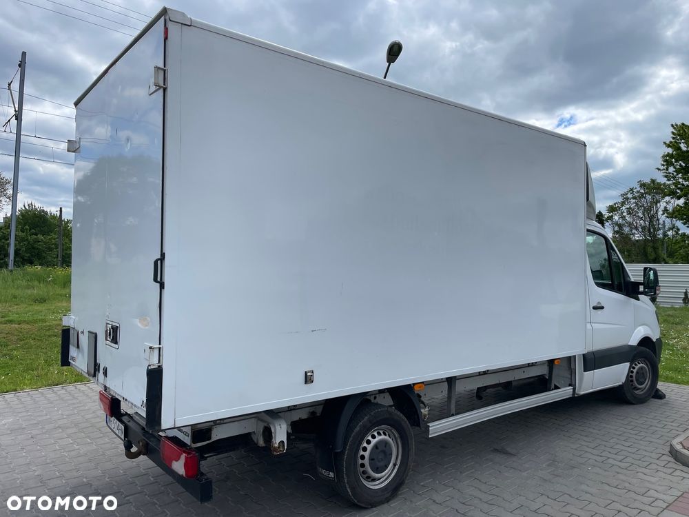 Mercedes-Benz Sprinter - 4