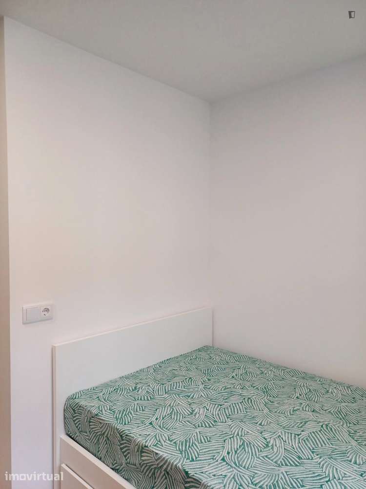Estúdio - localizado em Cidral Coimbra - Grande imagem: 3/6