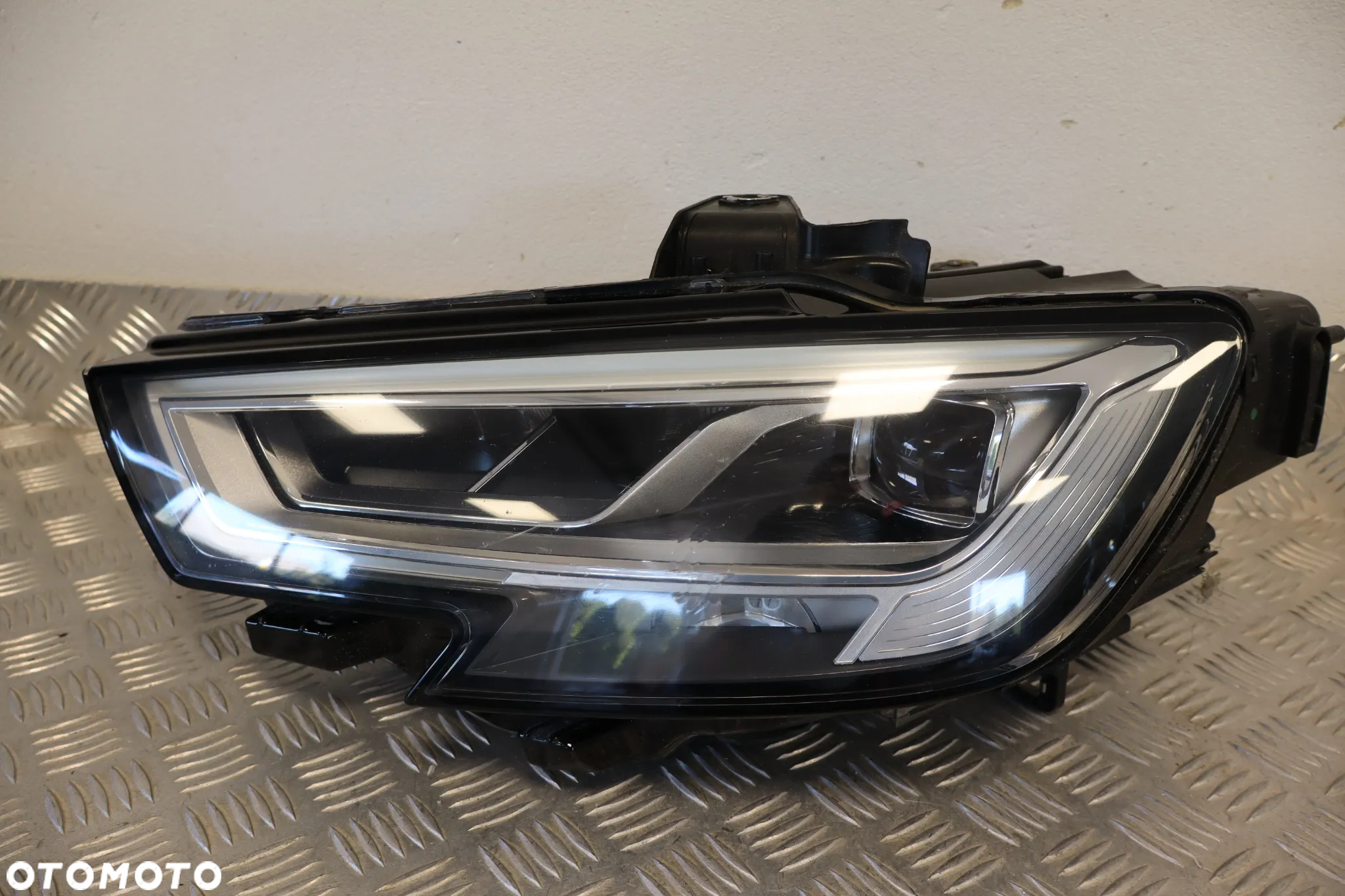LAMPA PRZEDNIA PRZÓD LEWA AUDI A3 LIFT 8V0 FULL LED 8V0941033C 2016-2020 - 4
