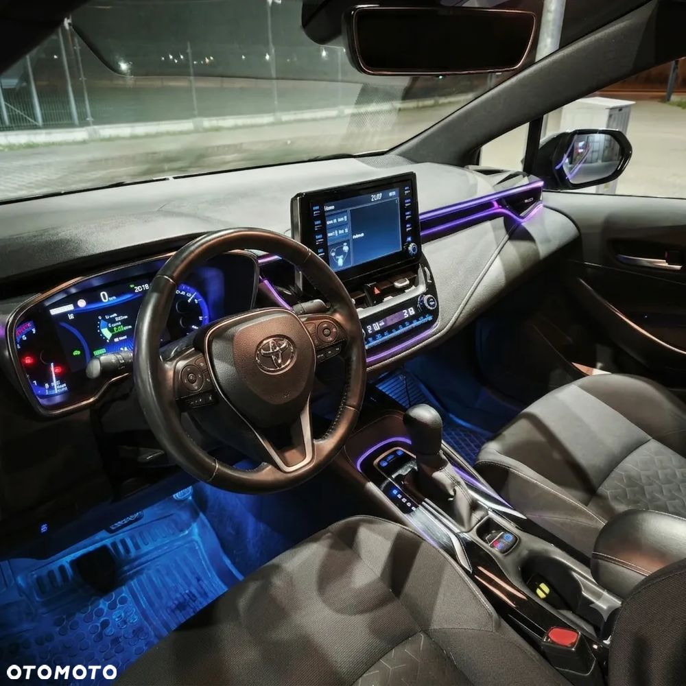 Toyota Corolla 1.8 Hybrid Comfort - 2