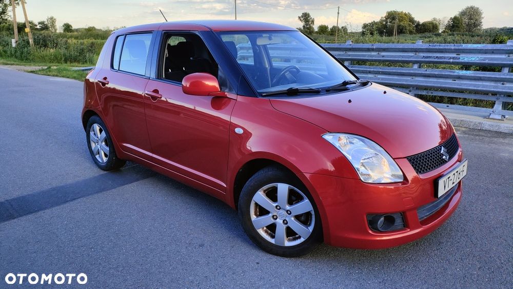 Suzuki Swift - 3