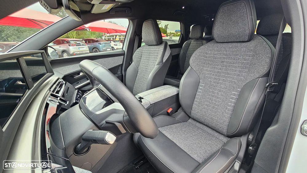 Peugeot 5008 1.2 Hybrid Allure e-DCS6 - 21