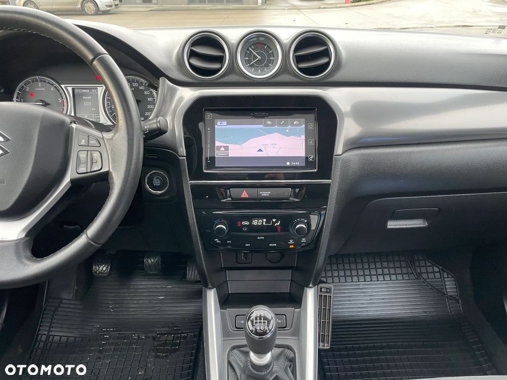 Suzuki Vitara 1.6 DDiS (4x4) Allgrip Comfort+ - 30