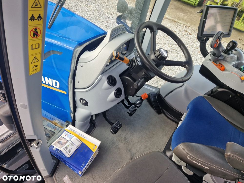 New Holland T7.245 AUTOCOMMAND - 10