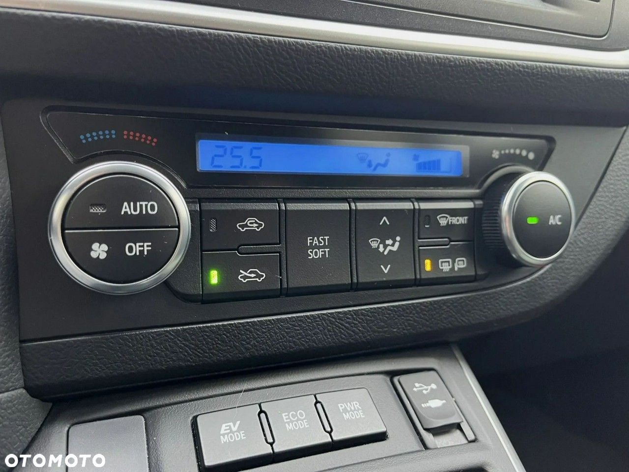 Toyota Auris - 20