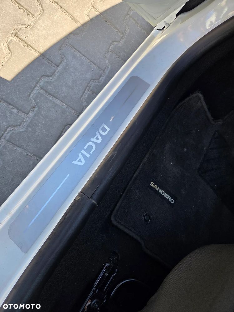 Dacia Sandero - 18