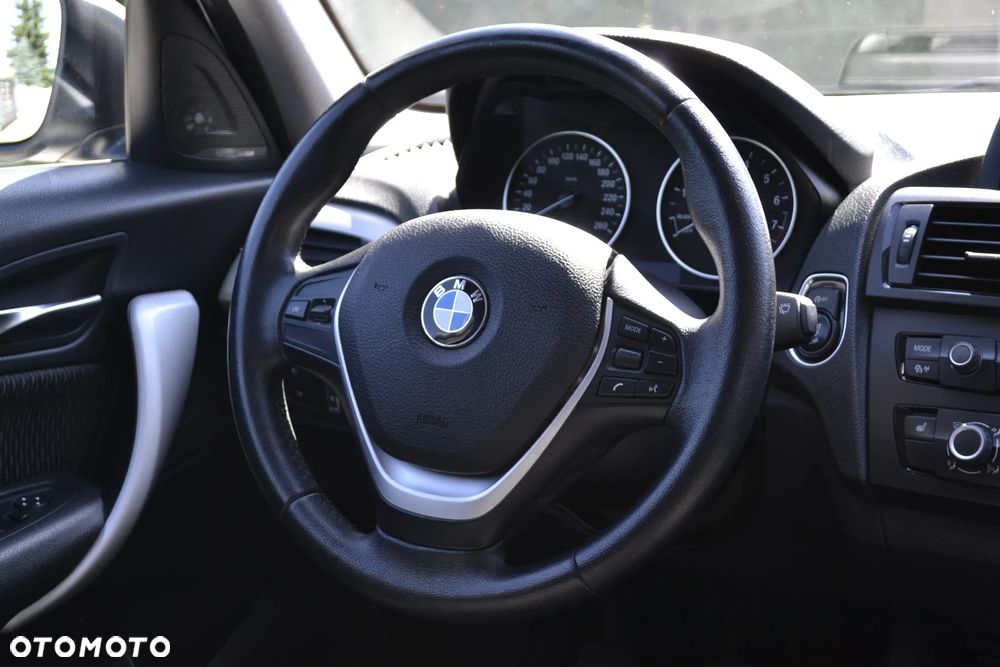 BMW Seria 1 118i Sport Line - 38