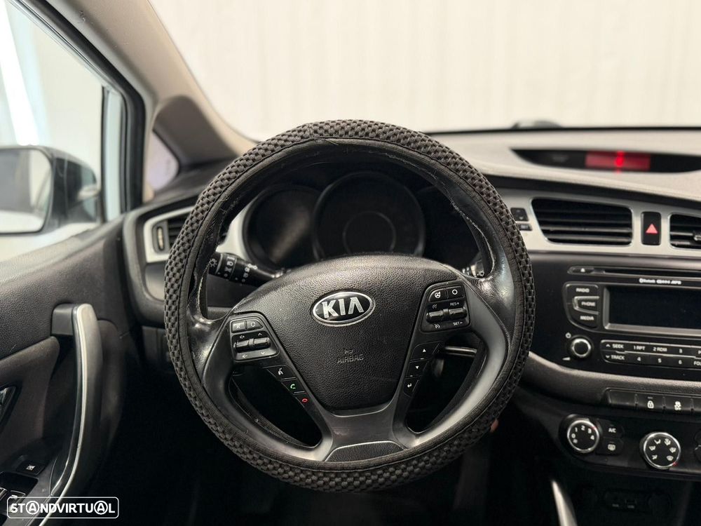 Kia Ceed SW 1.4 CRDi LX - 8