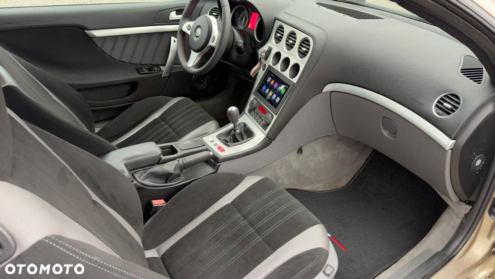 Alfa Romeo Brera 2.4 JTDM 20V DPF - 22