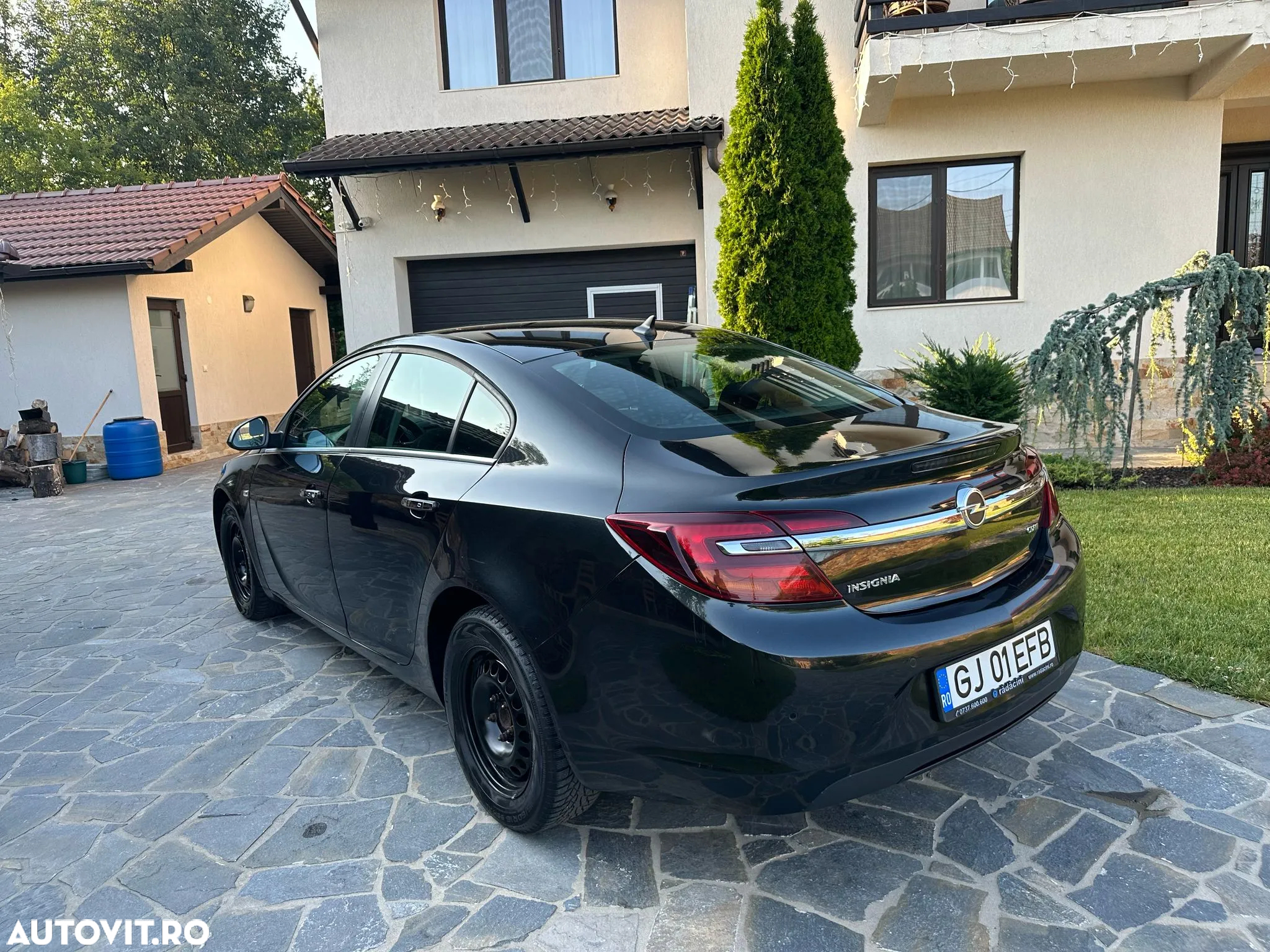 Opel Insignia - 2