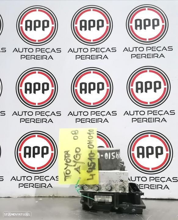 Módulo Abs Toyota Aygo, C1, 107,  de 2008  referência 44510- 0H010.
