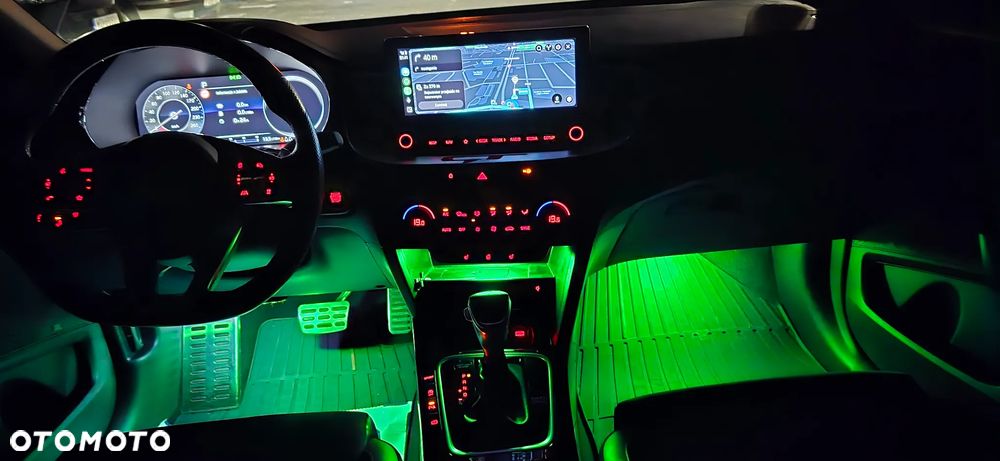 Kia Ceed - 32