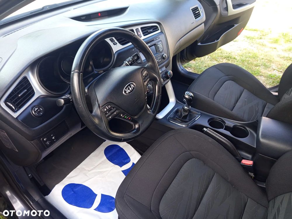 Kia Ceed 1.6 Crdi Comfort + - 29
